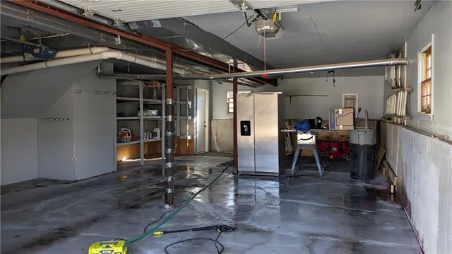 $369,900 | 519 Lancelot Drive, Liberty, MO 64068