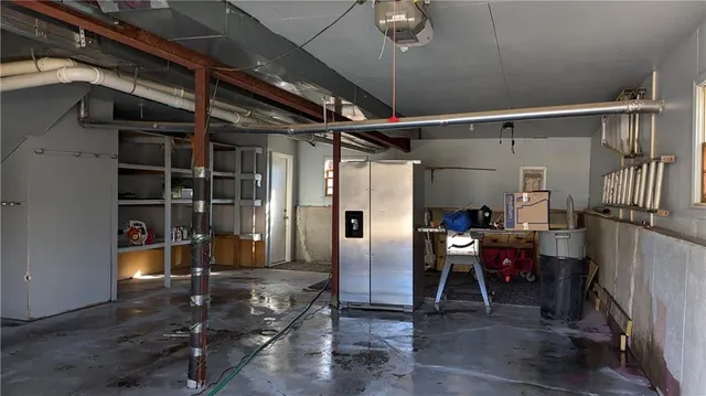 $390,000 | 519 Lancelot Drive, Liberty, MO 64068