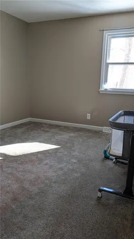 $369,900 | 519 Lancelot Drive, Liberty, MO 64068