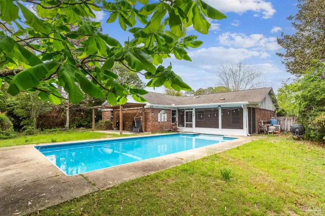$339,900 | 4575 Balmoral Drive, Pensacola, FL 32504