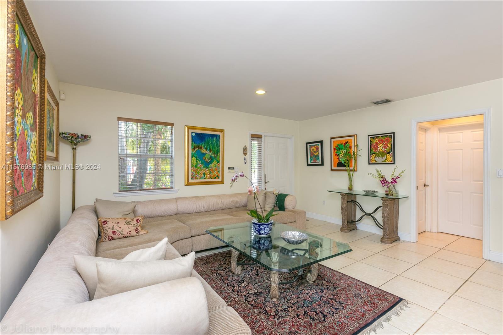 444 Fernwood Road, Unit 444 Key Biscayne, FL 33149 - Photo 10 of 28 a living room with furniture and a window