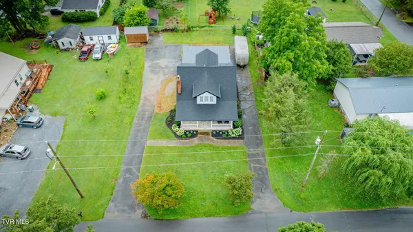 $399,000 | 604 Bravo Street, Elizabethton, TN 37643