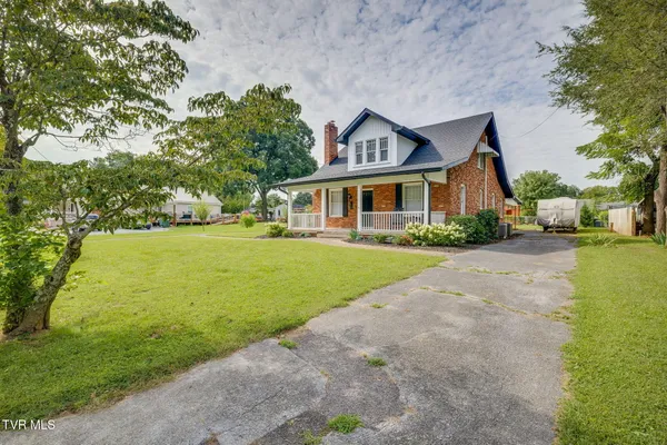 $399,000 | 604 Bravo Street, Elizabethton, TN 37643