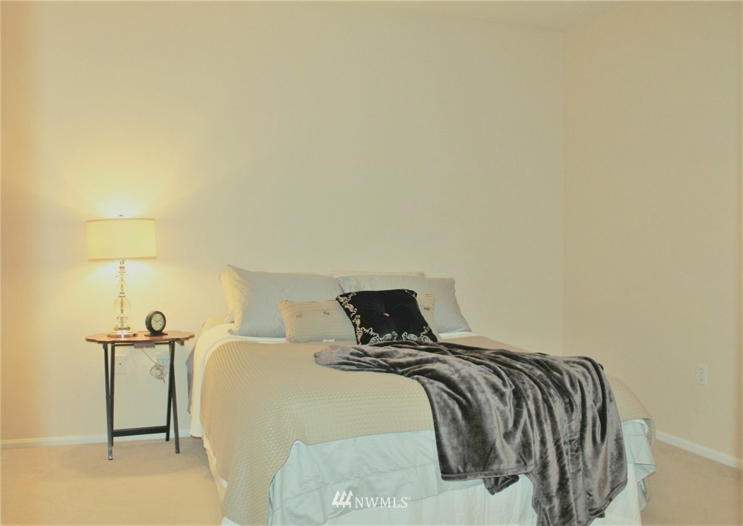 5100 Talbot Place South, Unit H Renton, WA 98055 - Photo 14 of 22 Gallery Image 14