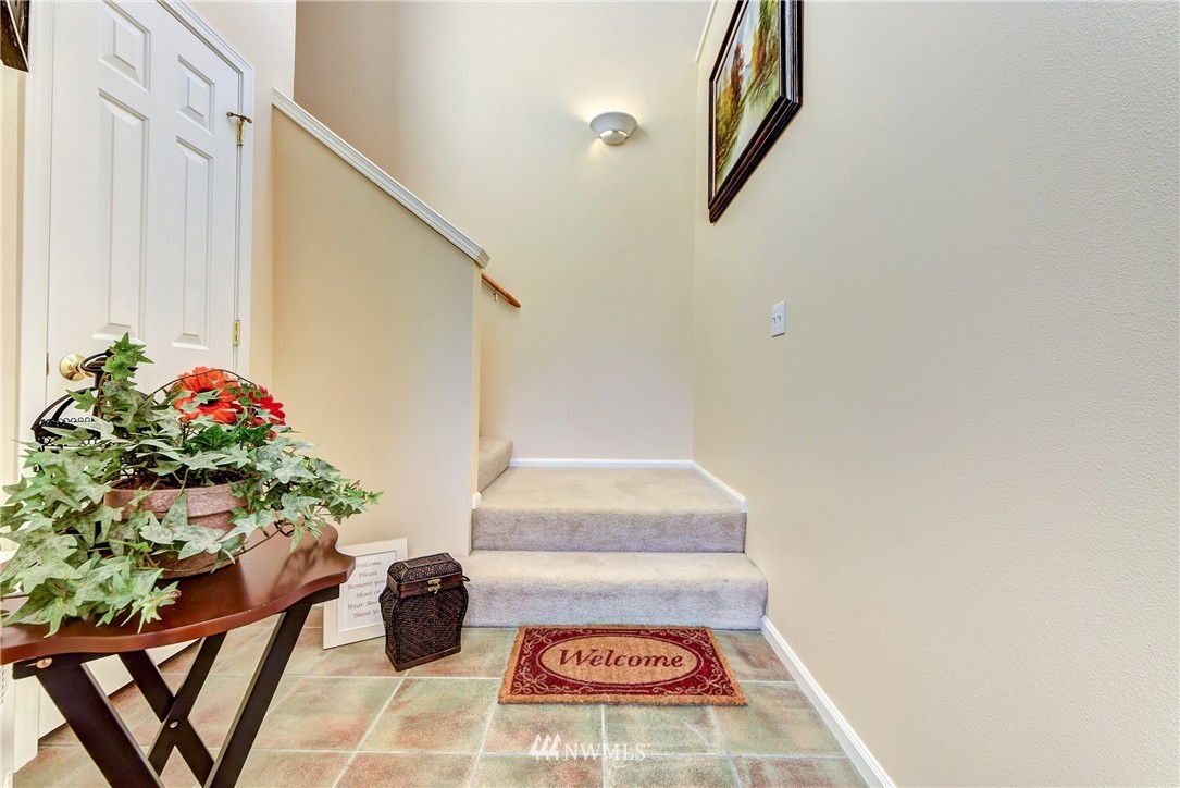 5100 Talbot Place South, Unit H Renton, WA 98055 - Photo 3 of 22 Gallery Image 3