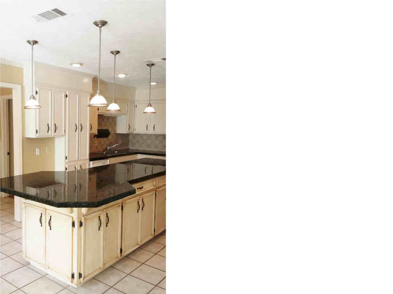 361 Clarkdell Road Canton, MS 39046 - Photo 11 of 33 Kitchen
