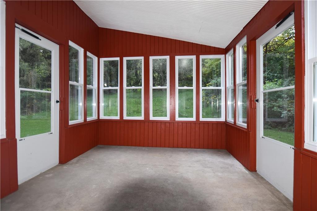 1070 Jefferson Road Pittsburgh, PA 15235 - Photo 21 of 22 Gallery Image 21