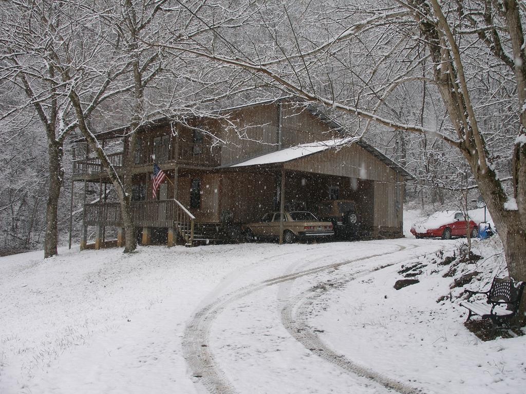 4117 Pearl Valley Road Sevierville, TN 37876 - Photo 1 of 6 Gallery Image 1