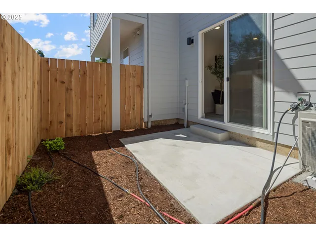 $347,900 | 4512 Northeast Wygant Street, Portland, OR 97218