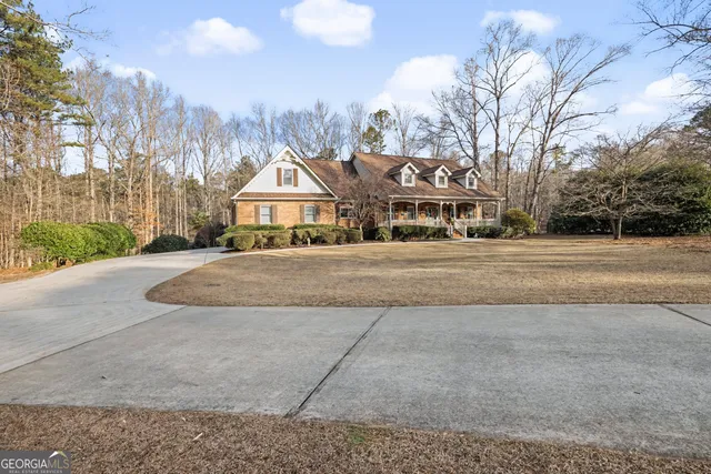 $749,900 | 410 Camelot Drive, Fayetteville, GA 30214