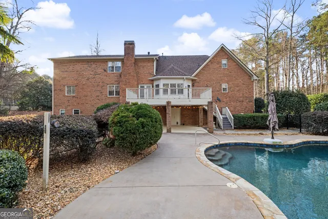 $749,900 | 410 Camelot Drive, Fayetteville, GA 30214