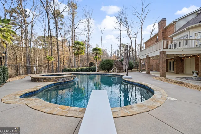 $749,900 | 410 Camelot Drive, Fayetteville, GA 30214