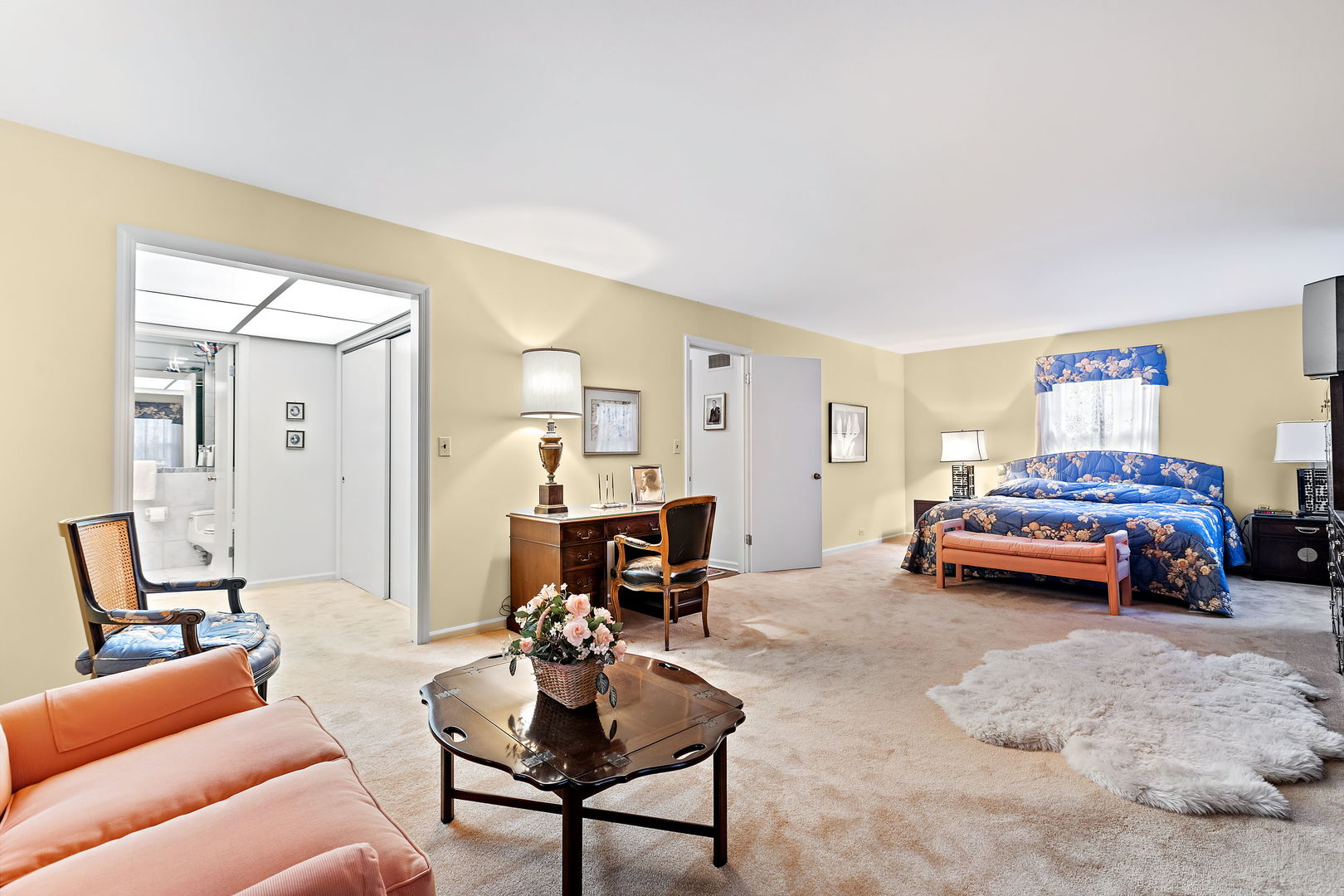 1369 Tower Road Winnetka, IL 60093 - Photo 15 of 31 a living room with furniture