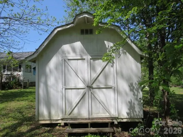 $285,000 | 736 Country Club Drive, State Road, NC 28676