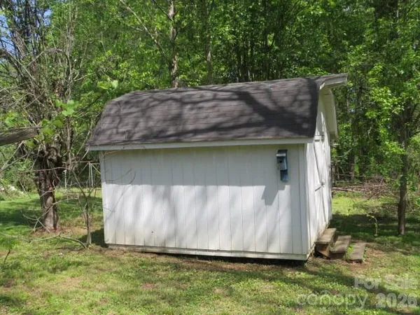 $285,000 | 736 Country Club Drive, State Road, NC 28676