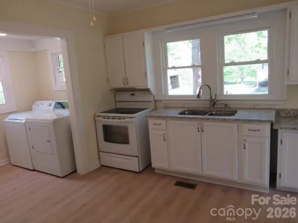 $285,000 | 736 Country Club Drive, State Road, NC 28676