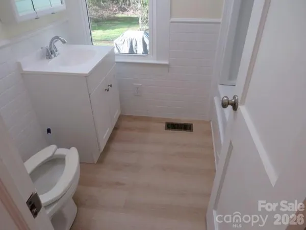 $285,000 | 736 Country Club Drive, State Road, NC 28676