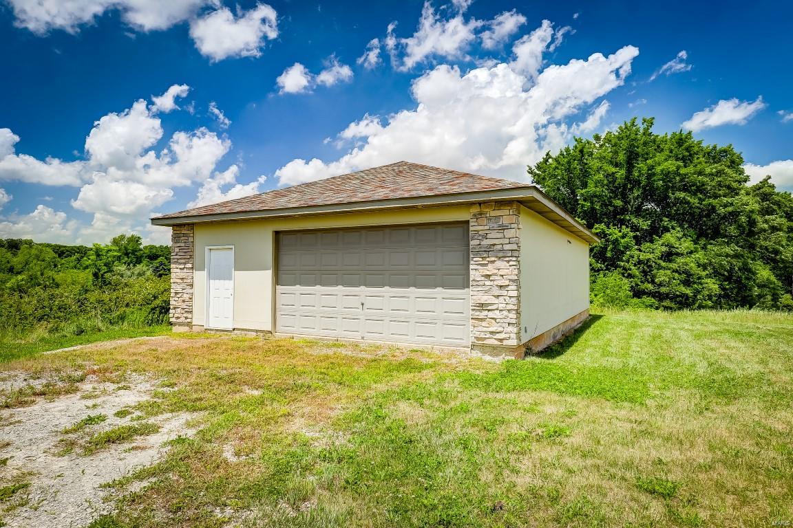 4061 Ll Road Fults, IL 62244 - Photo 4 of 12