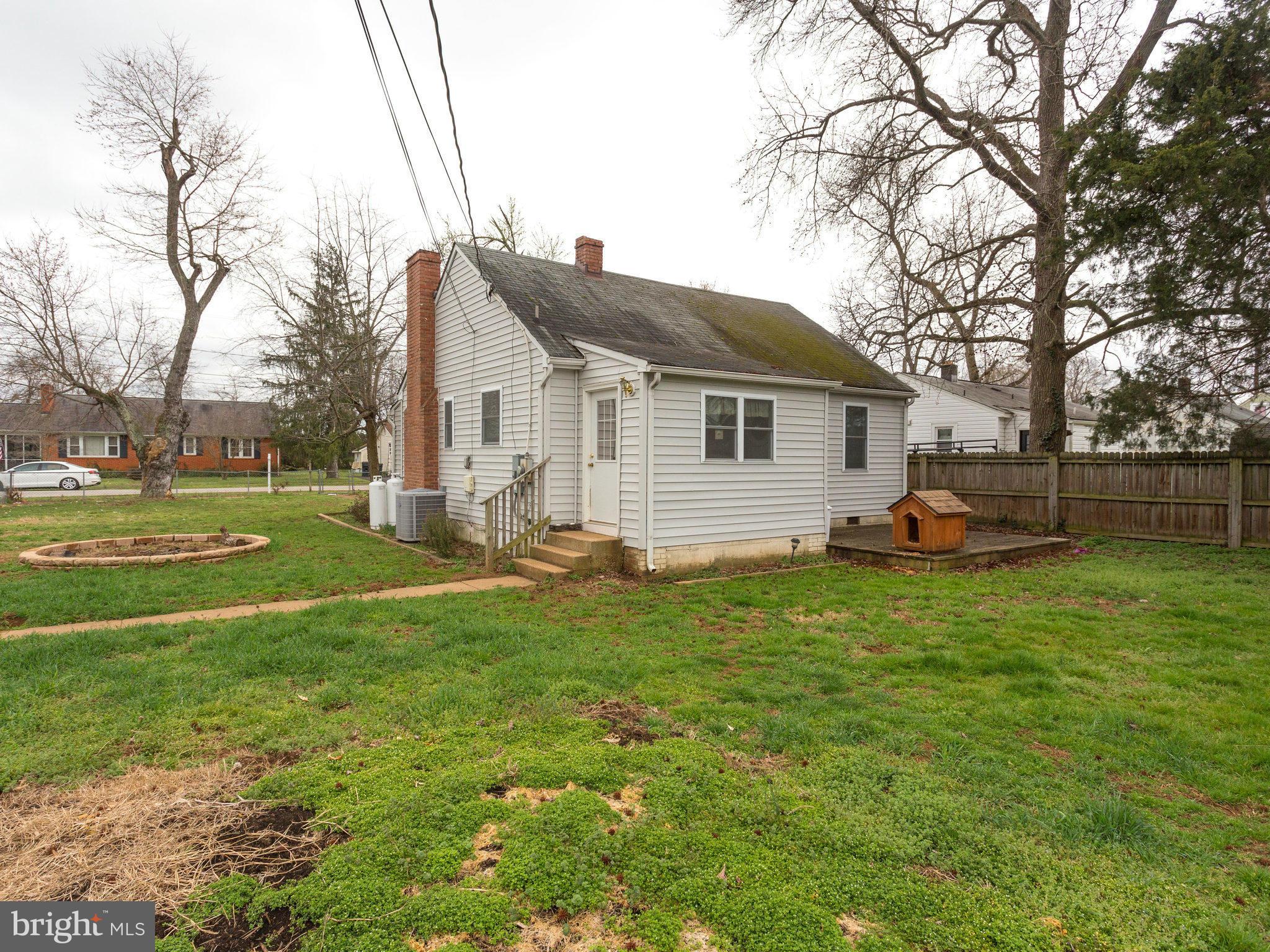 300 Rumford Road Fredericksburg, VA 22405 - Photo 2 of 30 Exterior (General)