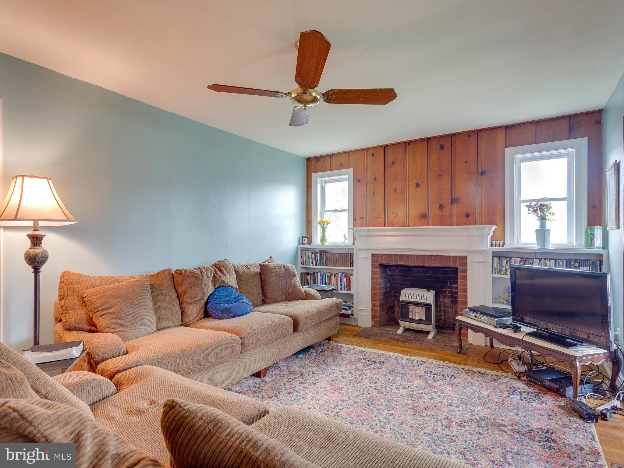 300 Rumford Road Fredericksburg, VA 22405 - Photo 9 of 30 Family Room