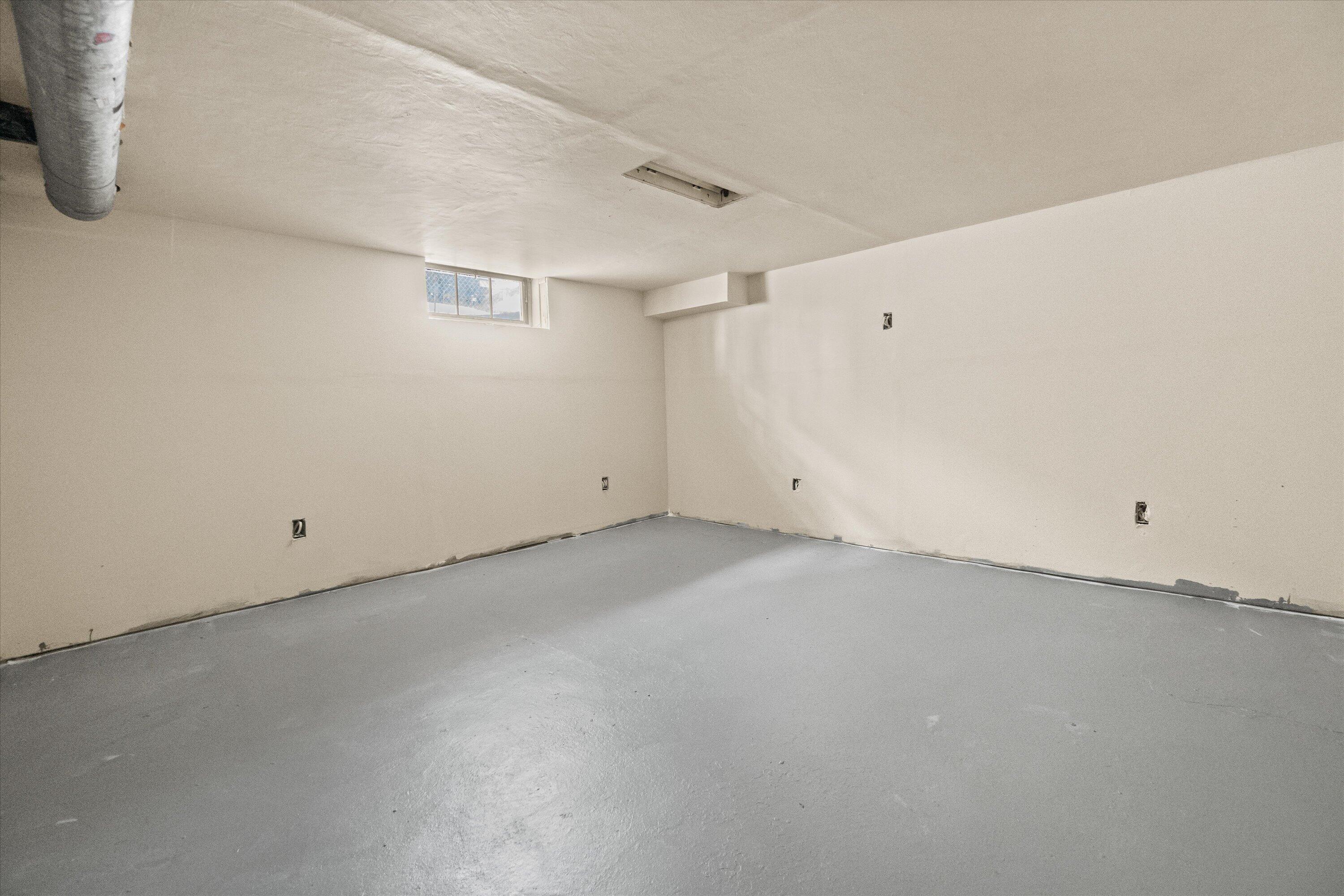 5936 North 35th Street Milwaukee, WI 53209 - Photo 15 of 19 Lower Level