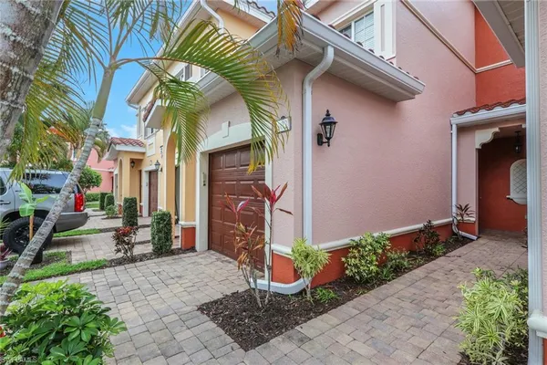 $275,000 | 10121 Villagio Palms Way, Unit 102, Estero, FL 33928
