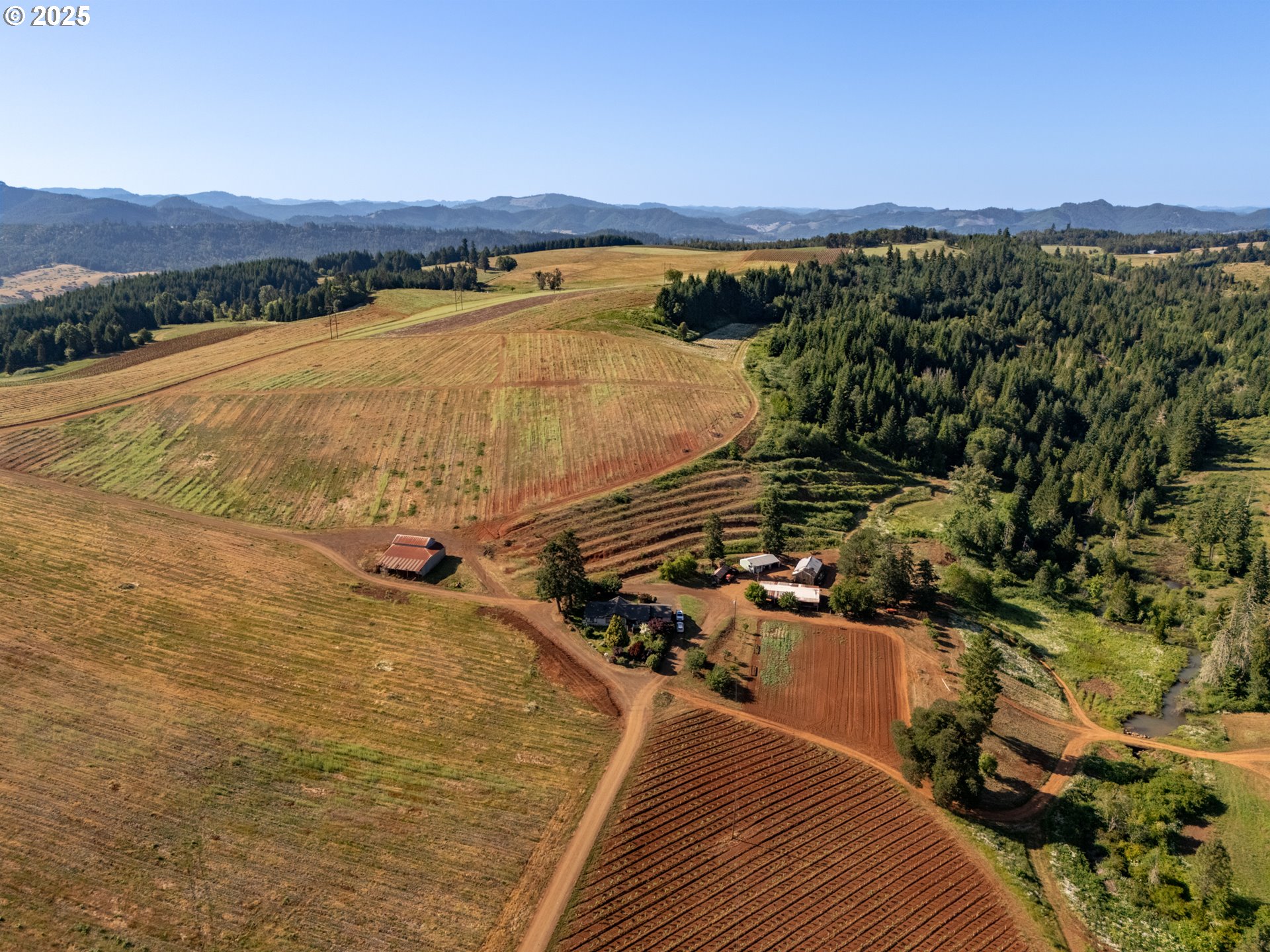 1066 Red Hill Road Oakland, OR 97462 - Photo 41 of 48