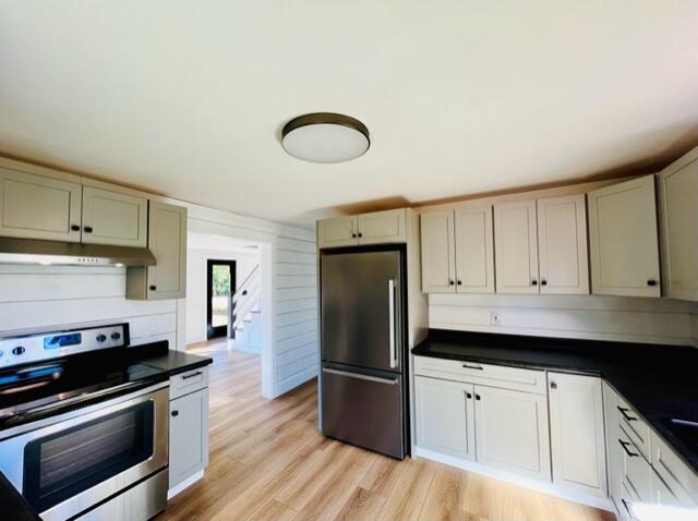 867 Boundary Road Steep Falls, ME 04085 - Photo 8 of 24 867 Kitchen