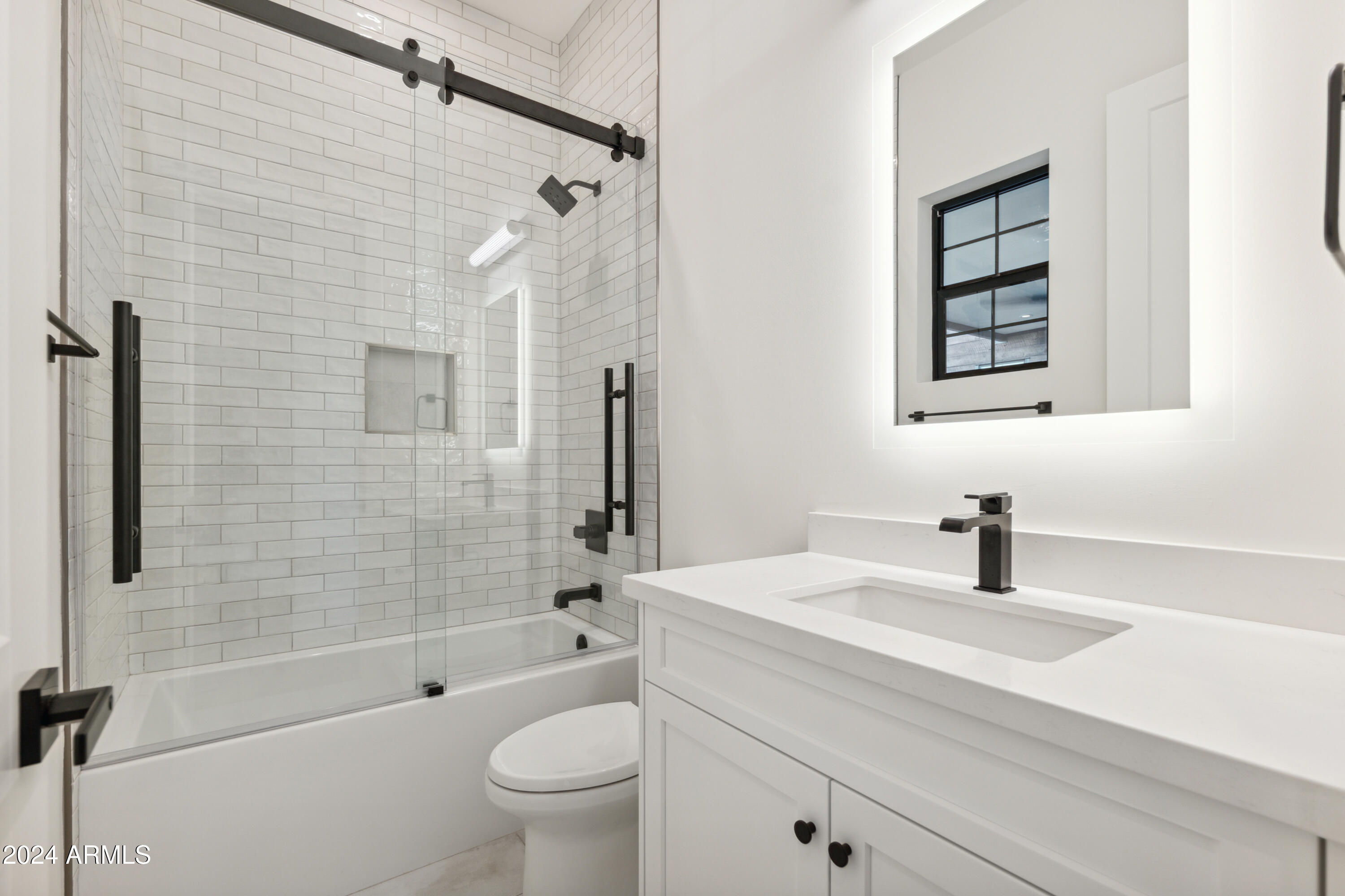 915 West Ardmore Road, Unit 11 Phoenix, AZ 85041 - Photo 13 of 27 17-P1035137