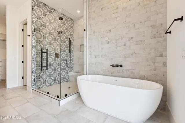 $1,435,000 | 915 West Ardmore Road, Unit 11, Phoenix, AZ 85041