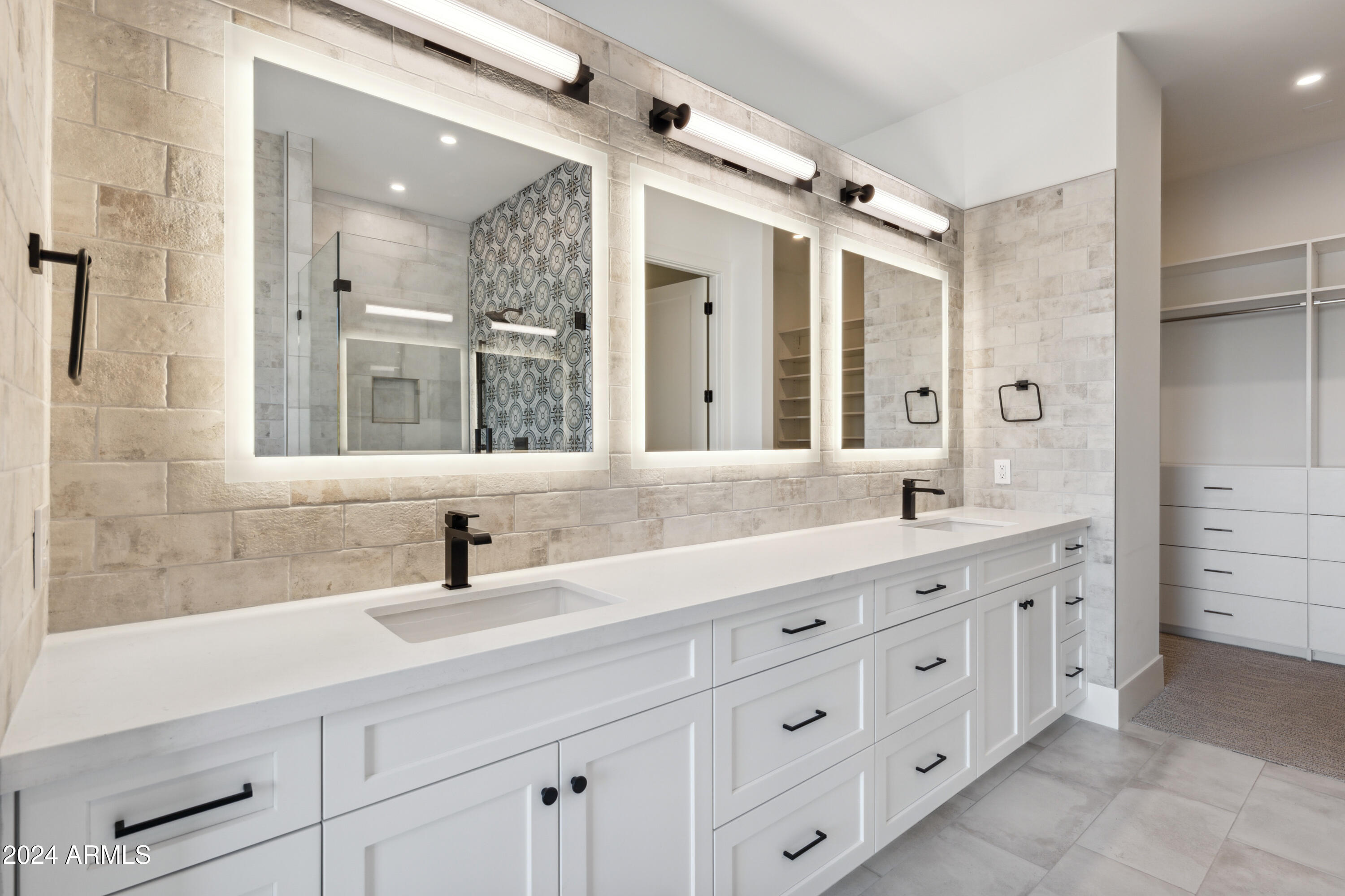 915 West Ardmore Road, Unit 11 Phoenix, AZ 85041 - Photo 10 of 27 15-P1035127