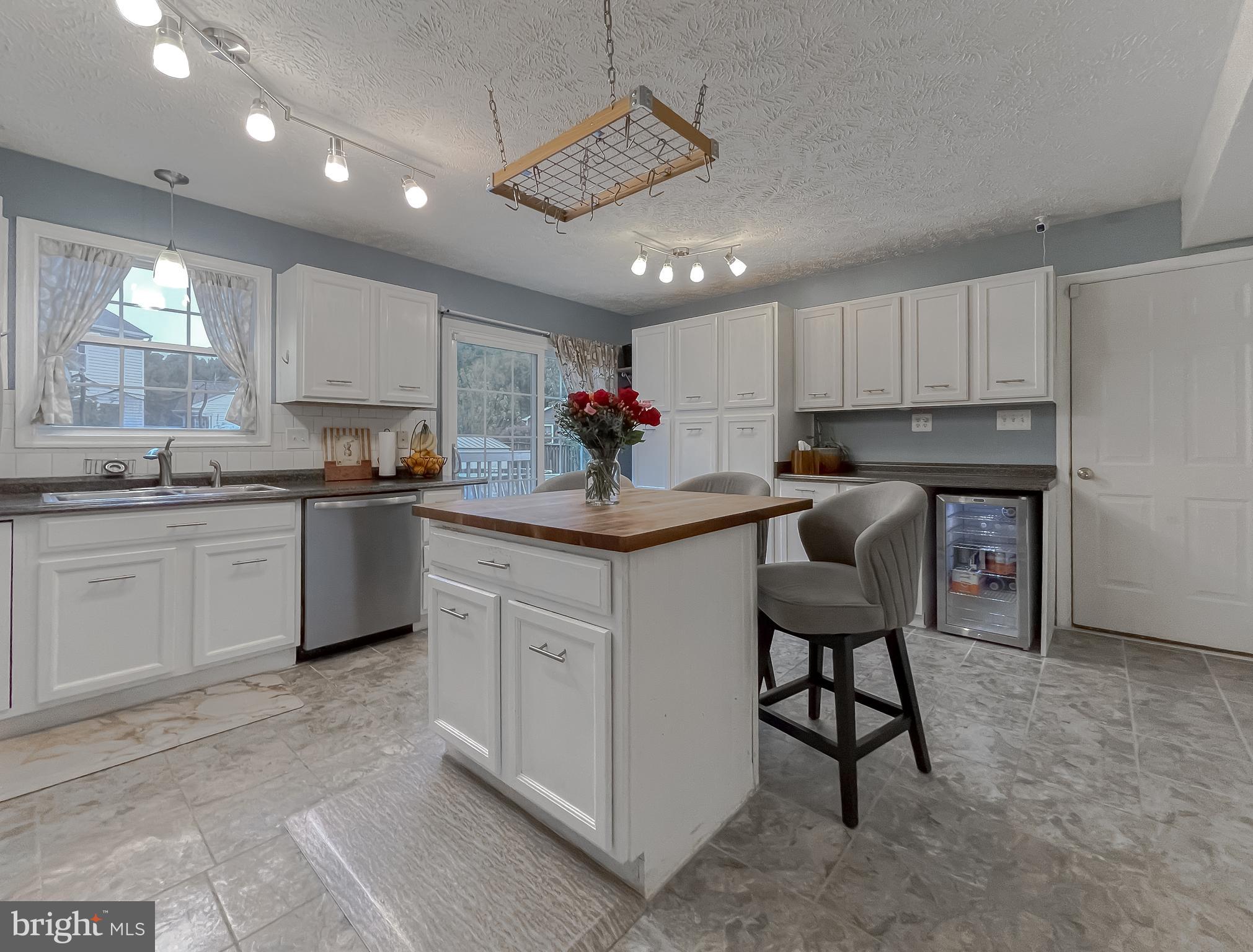 46880 Bryan Road Lexington Park, MD 20653 - Photo 3 of 6 Gallery Image 3