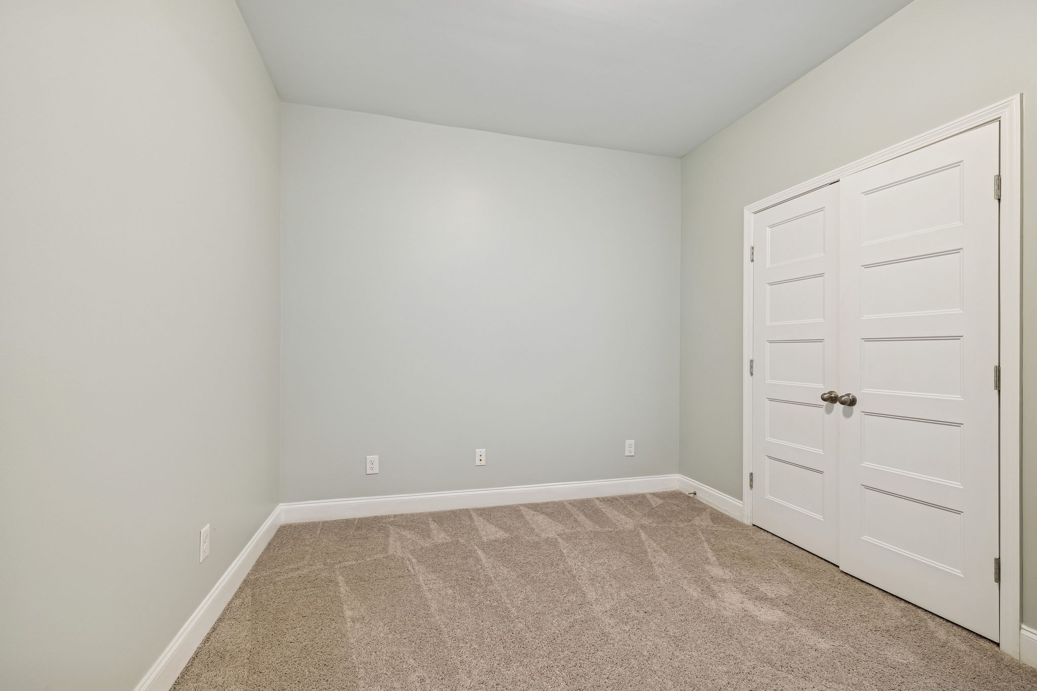 352 Buckner Cir Mount Mount Juliet, TN 37122 - Photo 33 of 51 a view of an empty room
