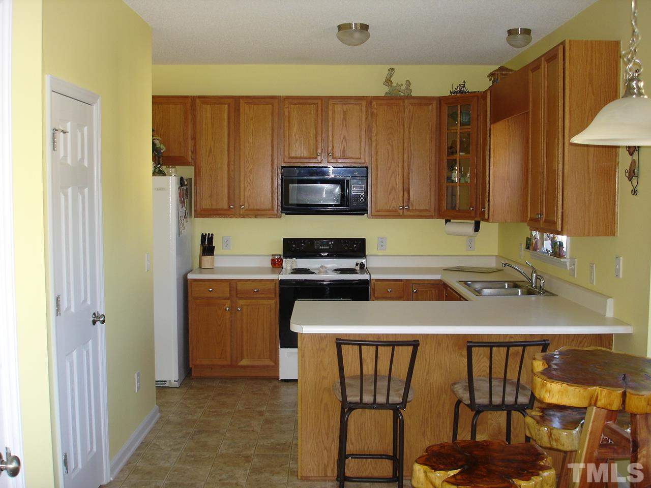 100 Constrata Court Garner, NC 27529 - Photo 3 of 14