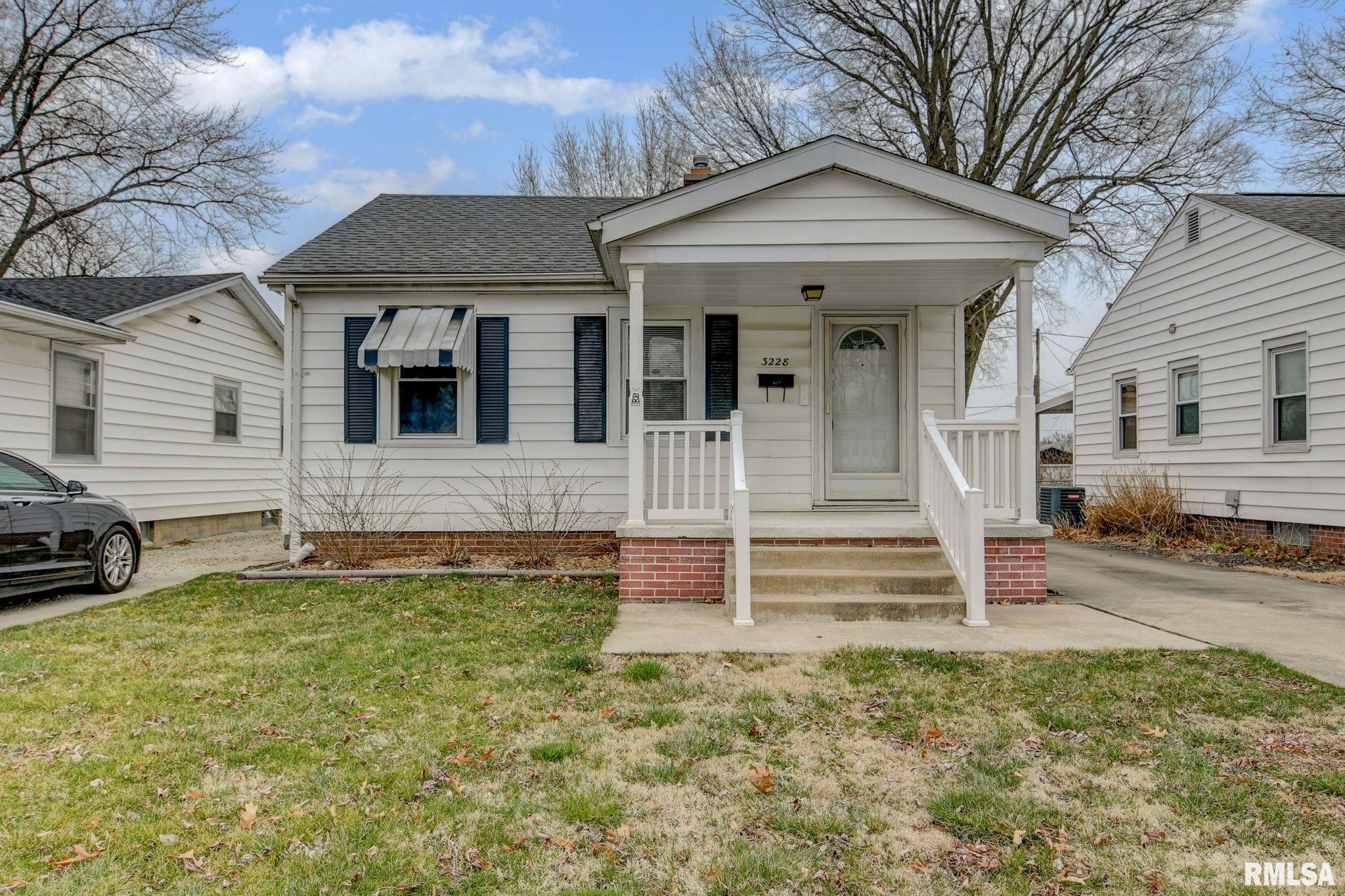 3228 South 5th Street Springfield, IL 62703 - Photo 2 of 29