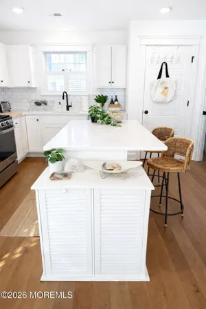 $1,150,000 | 21 Shell Road, Mantoloking, NJ 08738