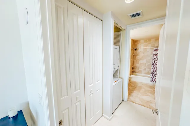 $520,000 | 403 South Sapodilla Avenue, Unit 718, West Palm Beach, FL 33401