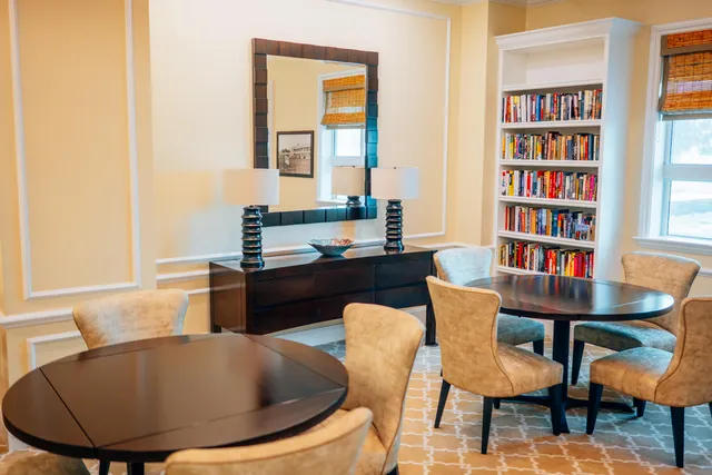 $520,000 | 403 South Sapodilla Avenue, Unit 718, West Palm Beach, FL 33401