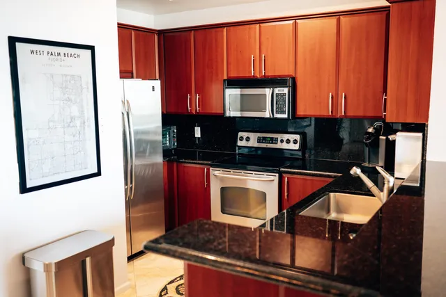 $520,000 | 403 South Sapodilla Avenue, Unit 718, West Palm Beach, FL 33401