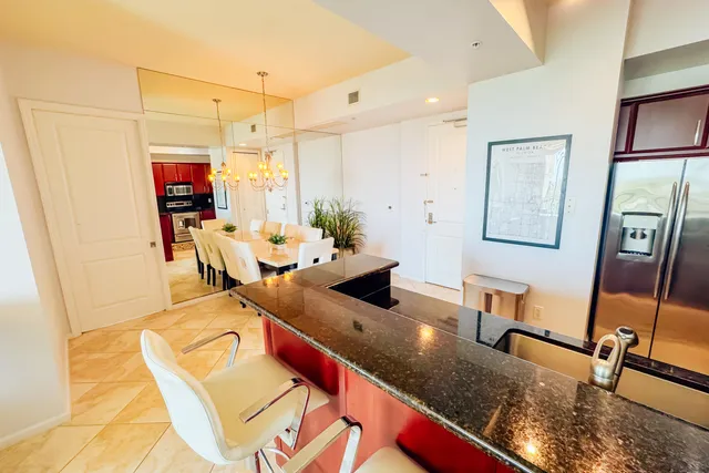 $520,000 | 403 South Sapodilla Avenue, Unit 718, West Palm Beach, FL 33401