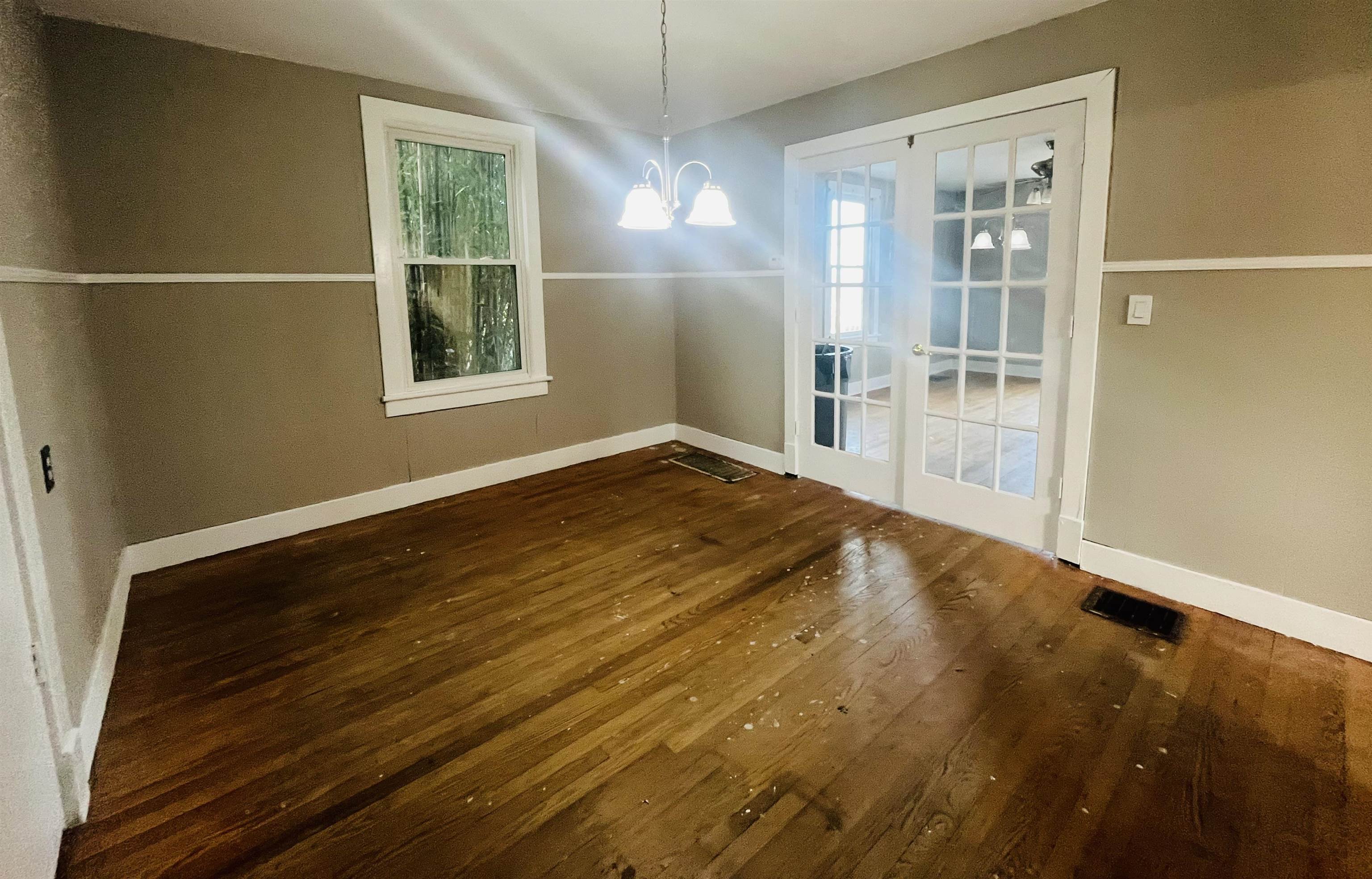 195 Orchard Road Staunton, VA 24401 - Photo 5 of 34 Dining room