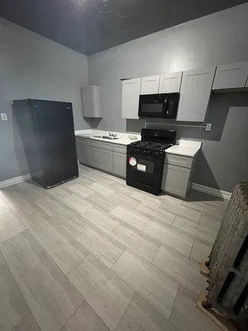 $1,650 | 66 East 50th Street, Unit 1, Chicago, IL 60615