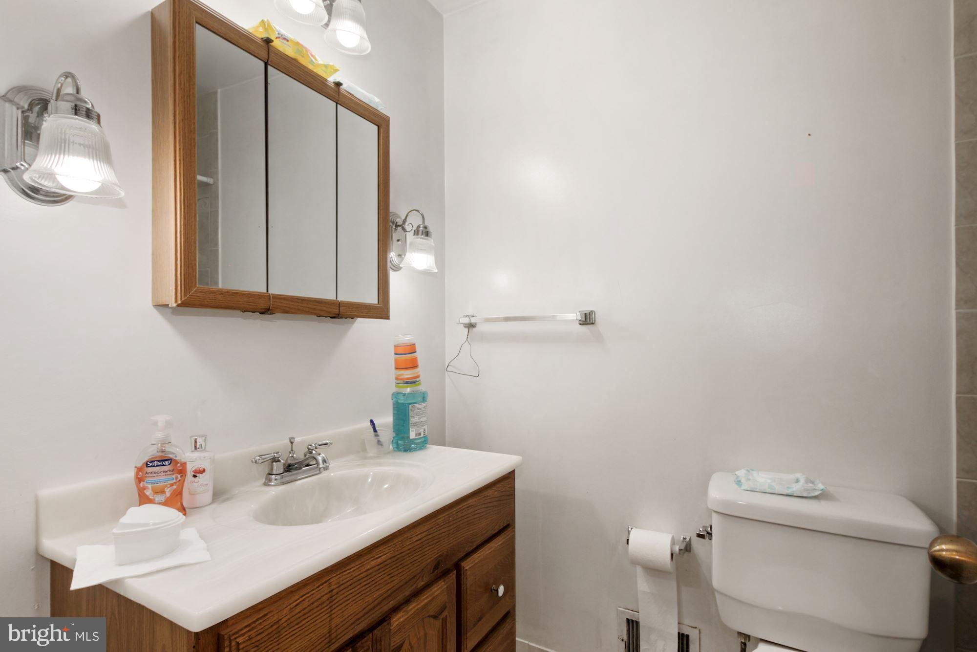 421 Marshall Manor Drive Silver Spring, MD 20905 - Photo 12 of 17