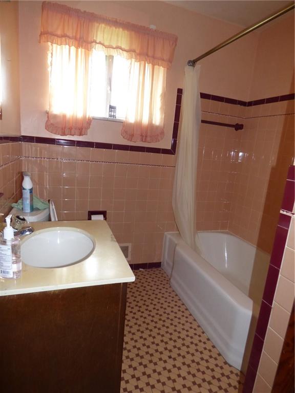 712 New Texas Road Plum, PA 15239 - Photo 17 of 23 Gallery Image 17