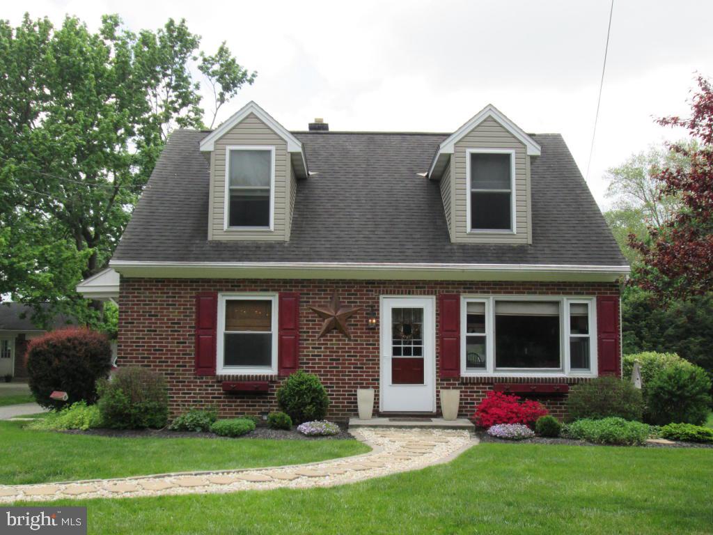 1712 Rockvale Road Lancaster, PA 17602 - Photo 2 of 43 Gallery Image 2