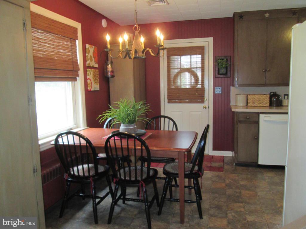 1712 Rockvale Road Lancaster, PA 17602 - Photo 19 of 43 Gallery Image 19