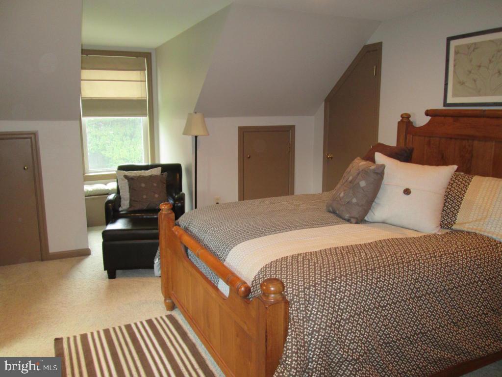 1712 Rockvale Road Lancaster, PA 17602 - Photo 24 of 43 Gallery Image 24