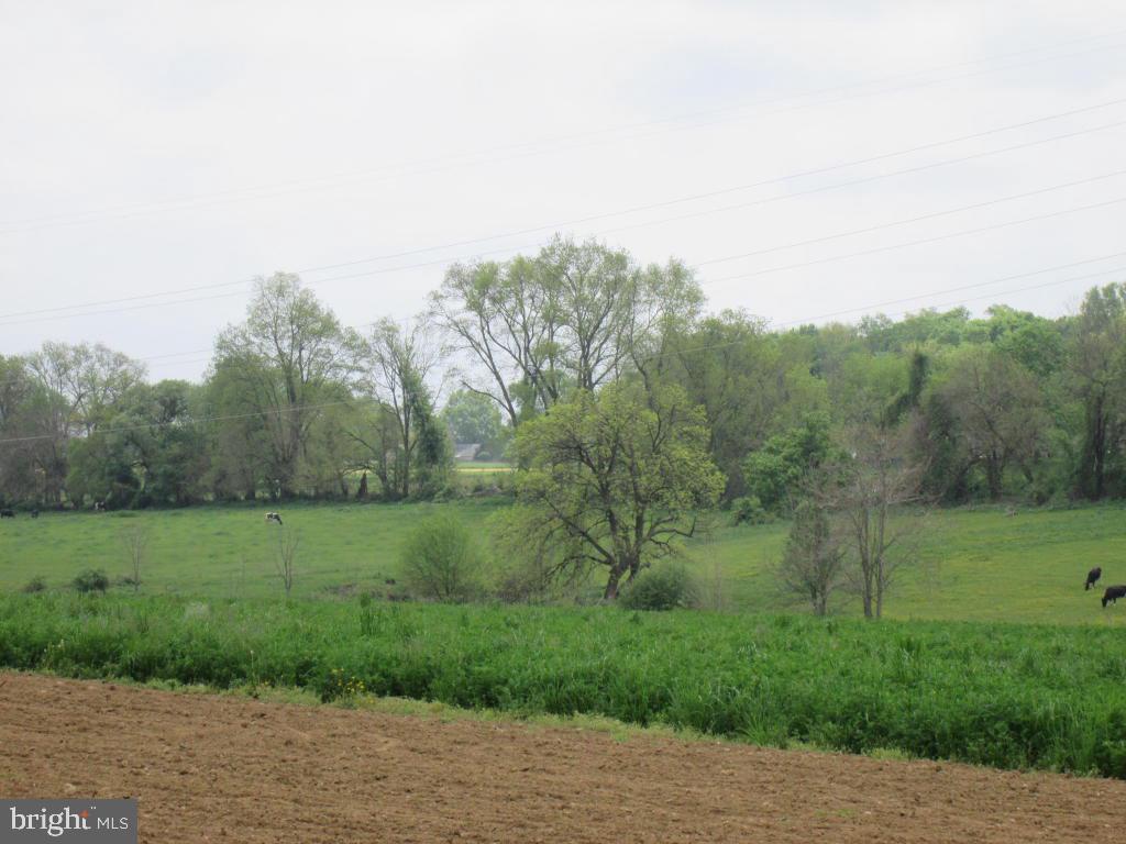1712 Rockvale Road Lancaster, PA 17602 - Photo 42 of 43 Gallery Image 42