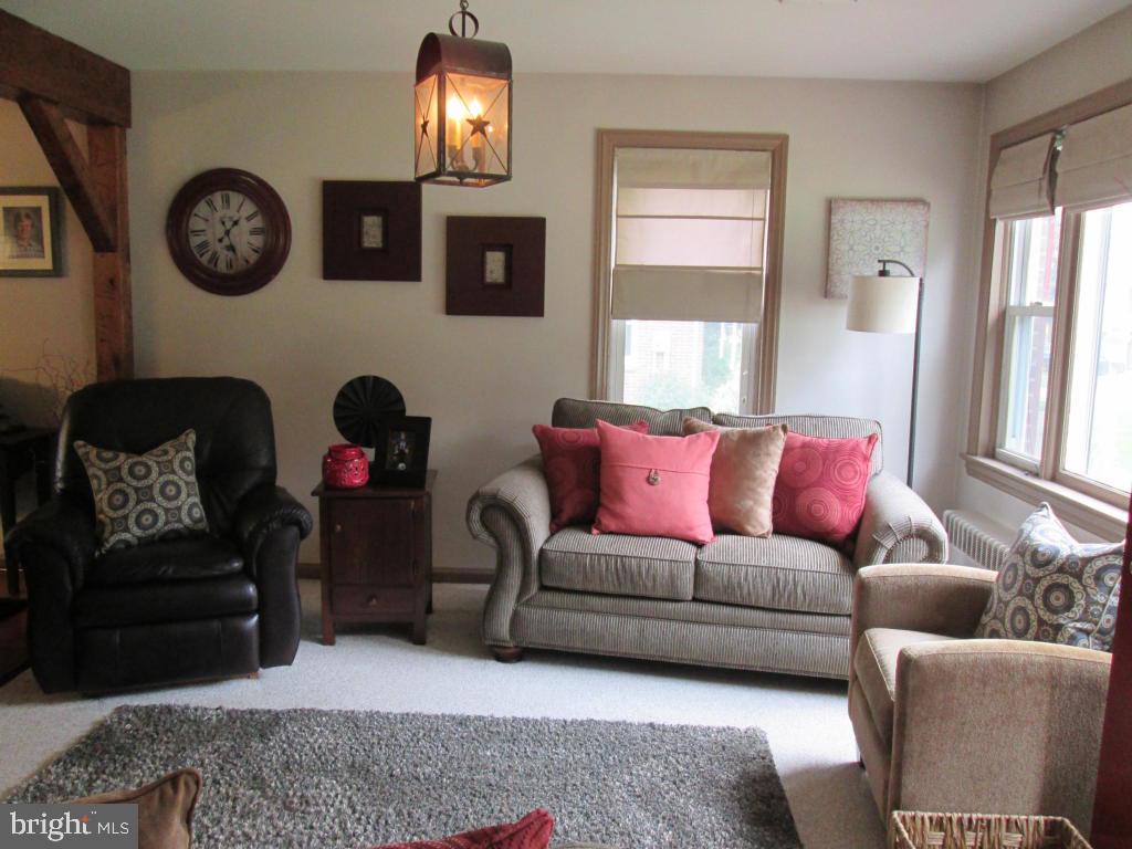 1712 Rockvale Road Lancaster, PA 17602 - Photo 9 of 43 Gallery Image 9