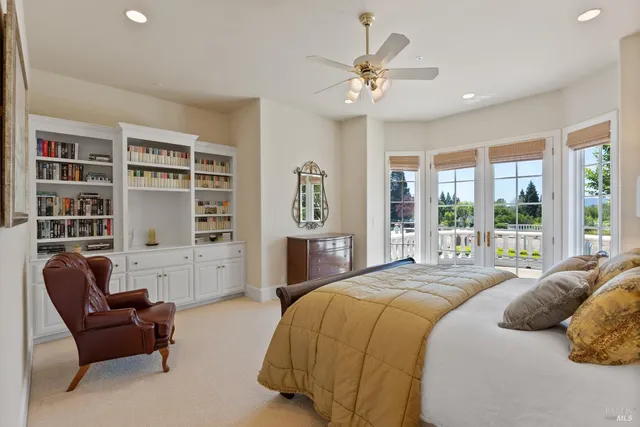 $3,995,000 | 9988 Troon Court, Windsor, CA 95492